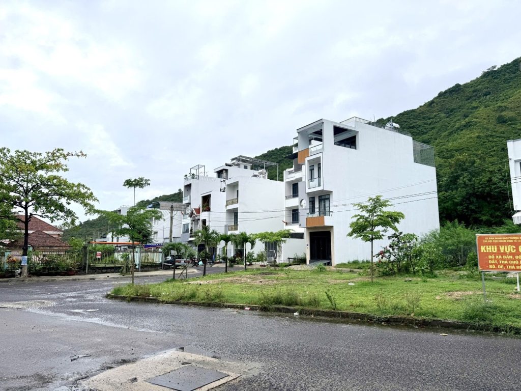 Đất bán Ngô Văn Sở khu Đường Đệ Nha Trang 66m², mặt tiền ô tô quay đầu - ảnh 1