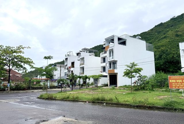 Đất bán Ngô Văn Sở khu Đường Đệ Nha Trang 66m², mặt tiền ô tô quay đầu