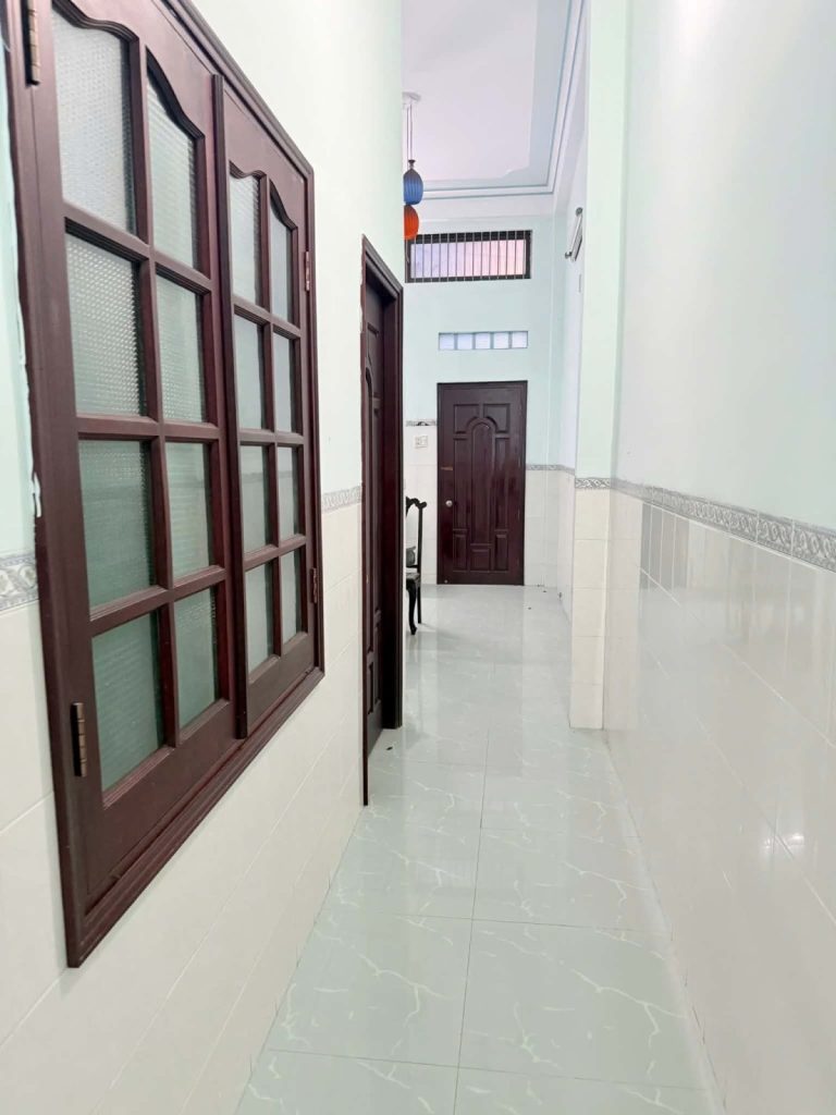 Nhà bán khu phân lô đường 2 Tháng 4 Nha Trang 110m², 4 phòng ngủ, cho thuê 9 triệu - ảnh 1