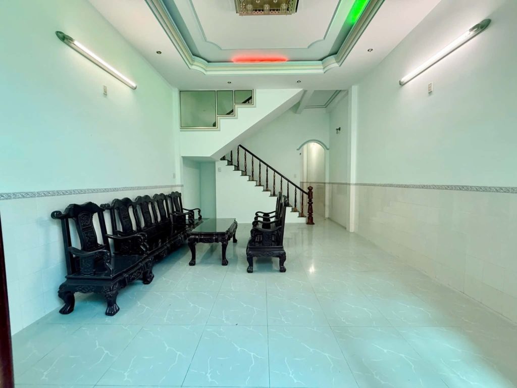 Nhà bán khu phân lô đường 2 Tháng 4 Nha Trang 110m², 4 phòng ngủ, cho thuê 9 triệu - ảnh 2