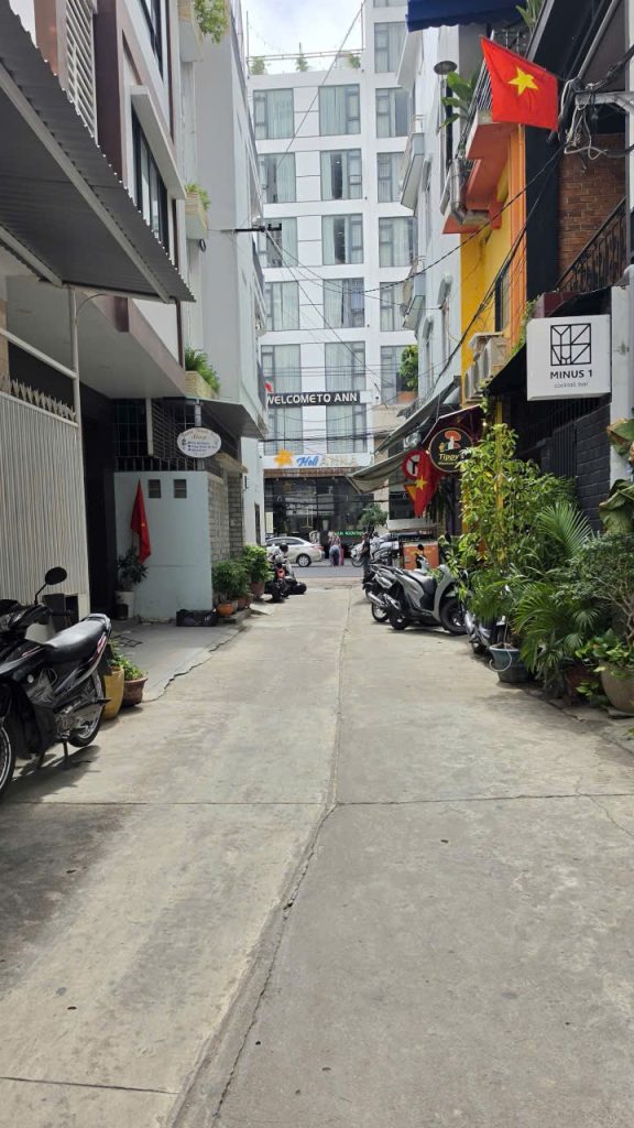 Nhà bán hẻm Nguyễn Thiện Thuật Nha Trang 31,2m², ngay lõi phố du lịch Lộc Thọ - ảnh 3