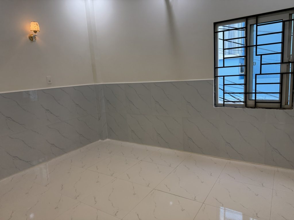 Nhà bán mặt tiền Bùi Huy Bích Nha Trang 60m², 3 tầng 5 phòng ngủ, khu Hòn Xện - ảnh 3
