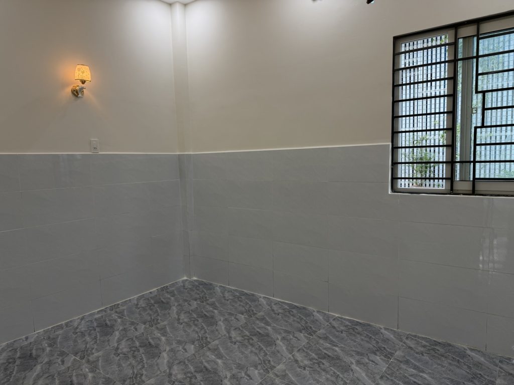 Nhà bán mặt tiền Bùi Huy Bích Nha Trang 60m², 3 tầng 5 phòng ngủ, khu Hòn Xện - ảnh 4