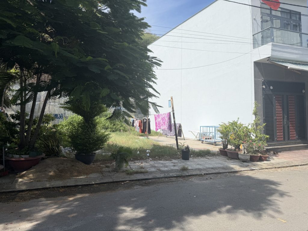 Đất bán sát Phạm Văn Đồng Nha Trang 50m², cách mặt biển đúng hai căn nhà - ảnh 3