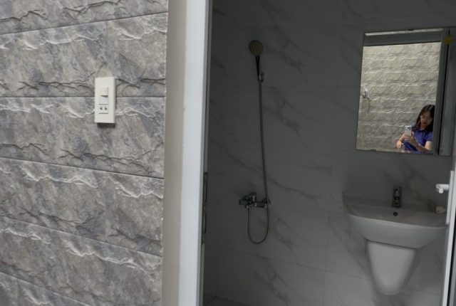 Nhà bán đường Bùi Huy Bích Vĩnh Hòa Nha Trang 84m², 3 tầng 5 phòng, ra biển 700m