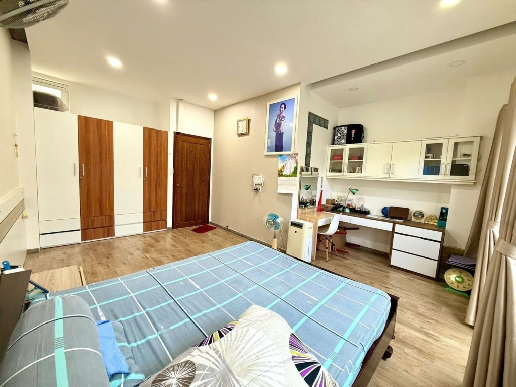 Nhà bán khu đô thị Lê Hồng Phong 1 Nha Trang 100m², 3 tầng 4 phòng ngủ - ảnh 4