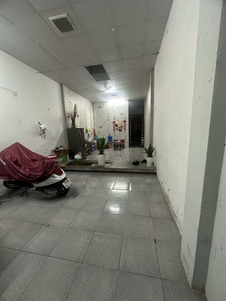 Nhà bán mặt phố 861 Lê Hồng Phong Nha Trang 97m², view sông, vỉa hè 3m - ảnh 1