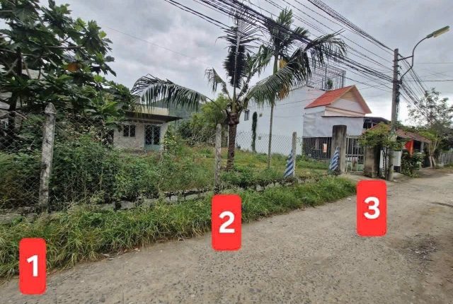 Đất bán mặt đường Bình Hòa Nha Trang 115m², ngang 5m, giá 2 tỷ 300