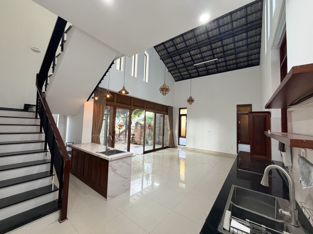 Nhà bán Tôn Thất Tùng Vĩnh Phước Nha Trang 287,5m², kèm dãy trọ, thu 40 triệu - ảnh 2