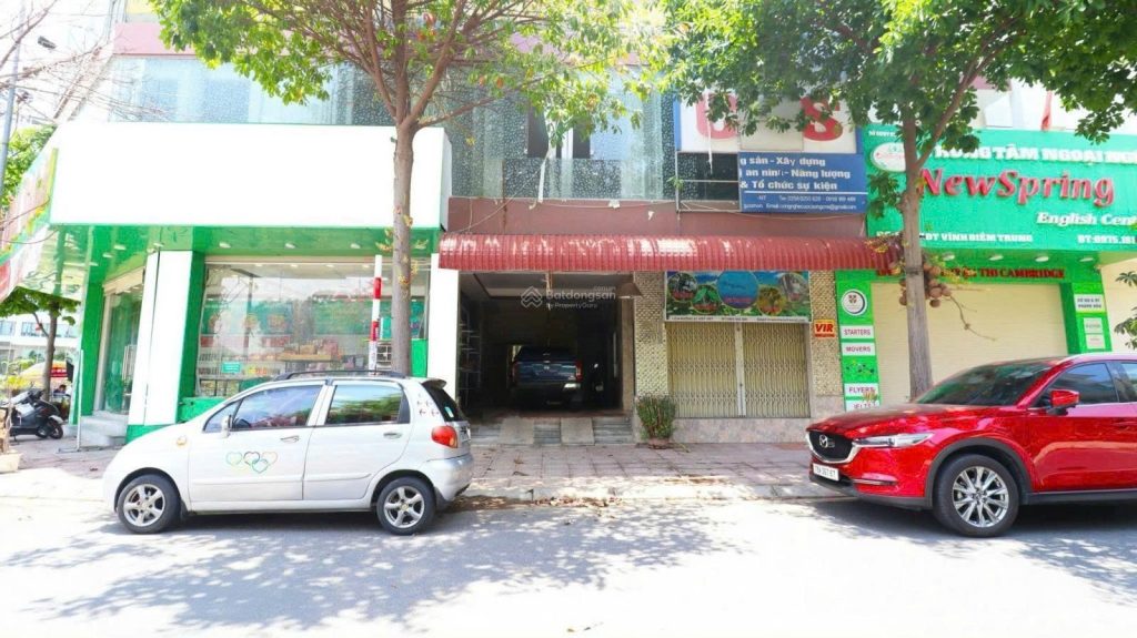 Nhà bán khu đô thị Vĩnh Điềm Trung Nha Trang 216m², 4 tầng thang máy, đường 20m - ảnh 1