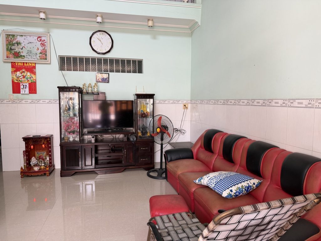 Nhà bán hẻm Nguyễn Khuyến Nha Trang 86m², gác lửng, cạnh chợ Vĩnh Hải - ảnh 1