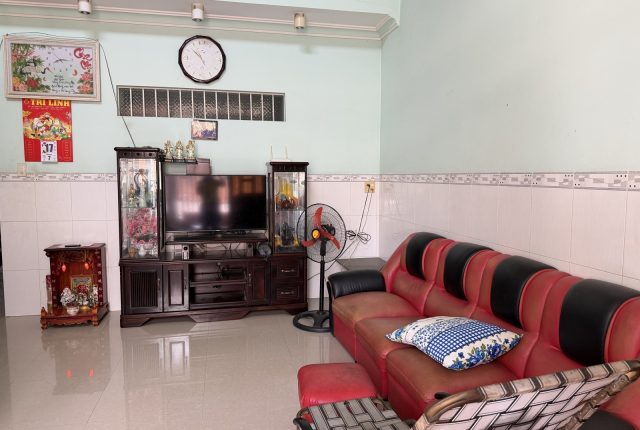 Nhà bán hẻm Nguyễn Khuyến Nha Trang 86m², gác lửng, cạnh chợ Vĩnh Hải
