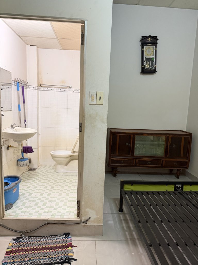 Nhà bán hẻm Nguyễn Khuyến Nha Trang 86m², gác lửng, cạnh chợ Vĩnh Hải - ảnh 2