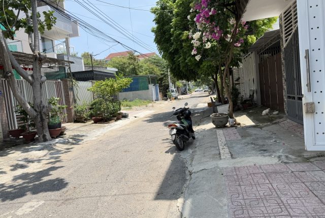 Đất bán mặt tiền đường Vũ Hữu Nha Trang 80m², cách Phạm Văn Đồng 200m