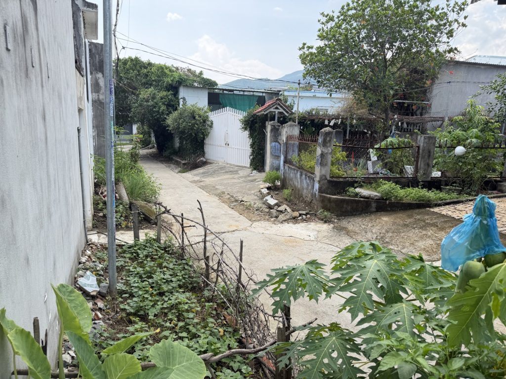 Nhà bán Vĩnh Thành Nha Trang 127m², hai mặt tiền, gác lửng 4 phòng ngủ - ảnh 3
