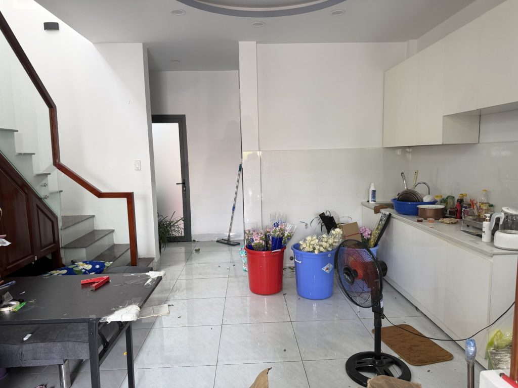 Nhà bán mặt tiền Vạn Hòa Nha Trang 87m², sát chợ Đầm, cho thuê 15 triệu - ảnh 1