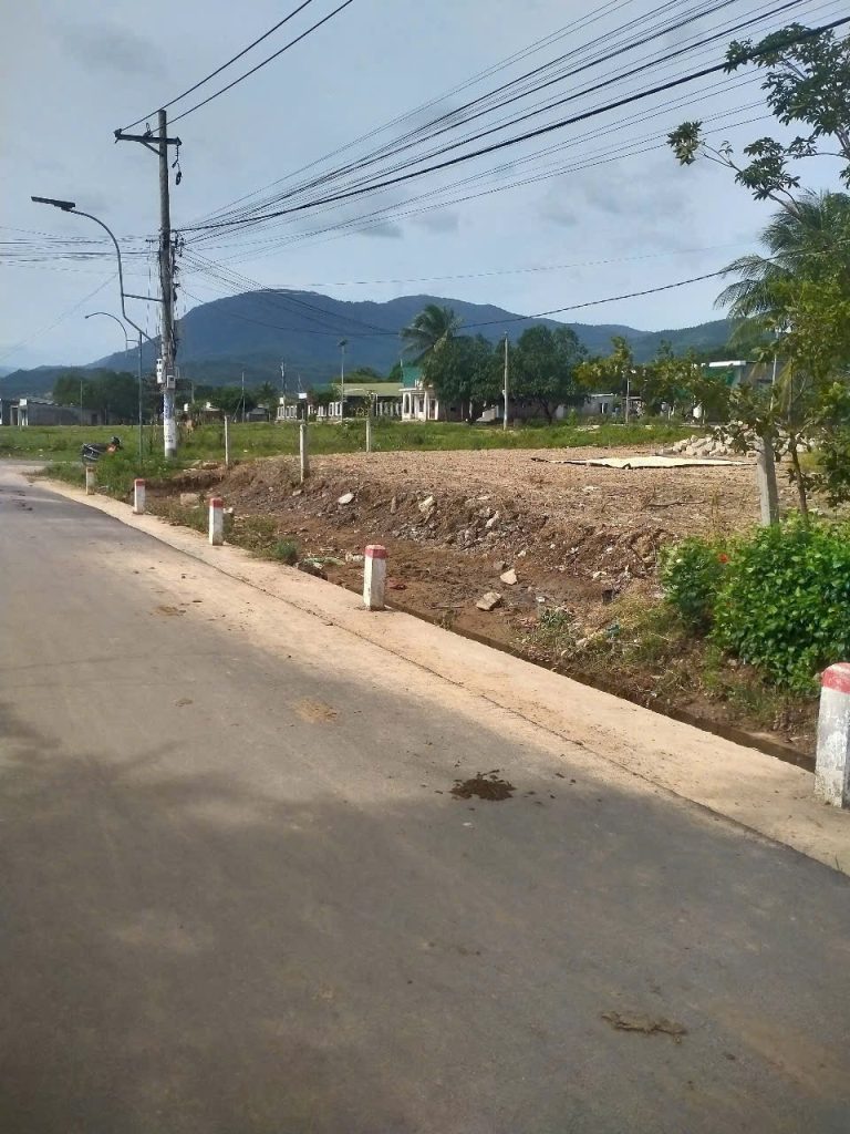 Đất bán Cam Lâm Khánh Hòa 864m², lô đôi góc hai mặt tiền, ngang 24m - ảnh 2