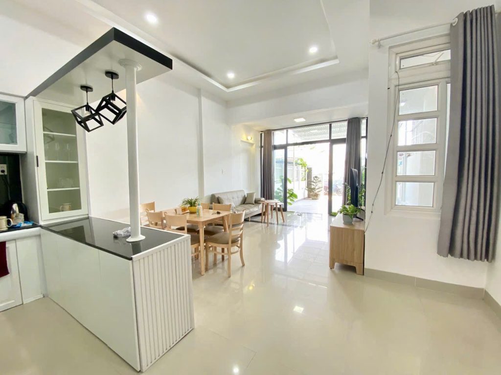 Nhà bán Phú Ân Nam Diên Khánh 141m², cấp 4 sân rộng, ô tô vào nhà - ảnh 1