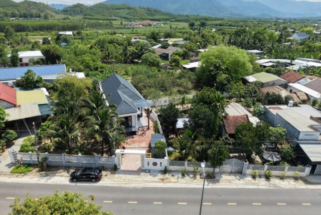 Nhà bán Đồng Trăn Diên Lâm Diên Khánh 433m², hai mặt tiền ngang 10m