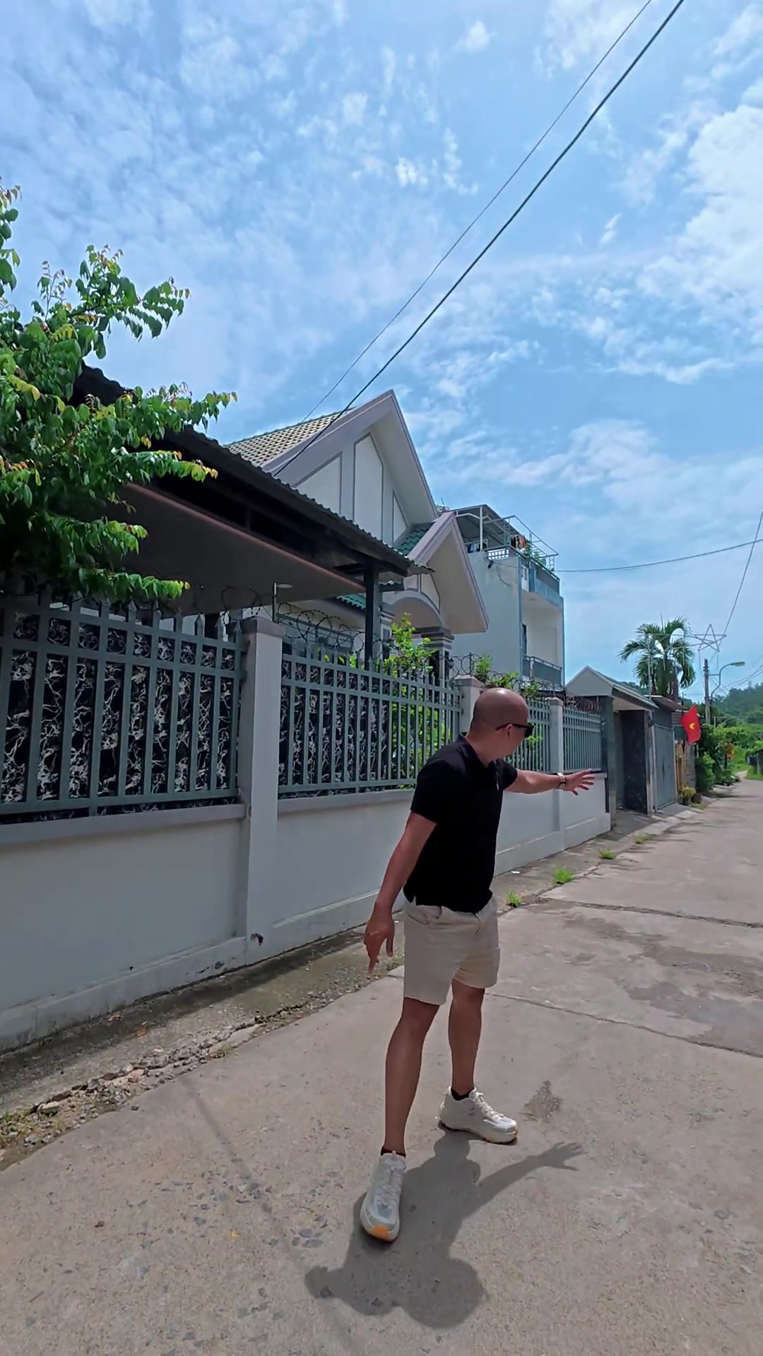 Khu dân cư Thôn 14 xã Vĩnh Phương Nha Trang, đường bê tông ô tô vào tận nơi, nhà dân xây kiên cố hai bên