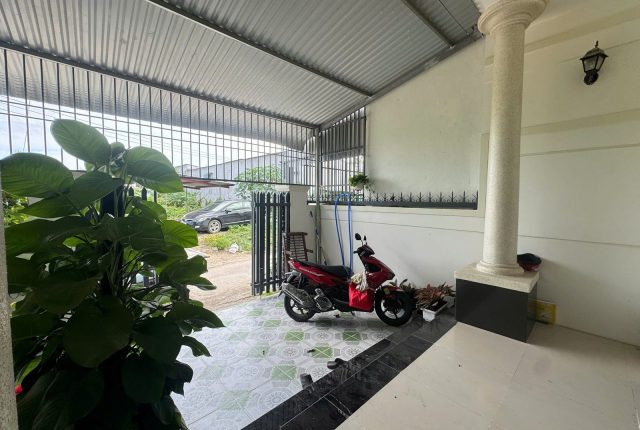 Nhà bán Vĩnh Ngọc Nha Trang 74,2m², có sân trước, ô tô vào tận nhà
