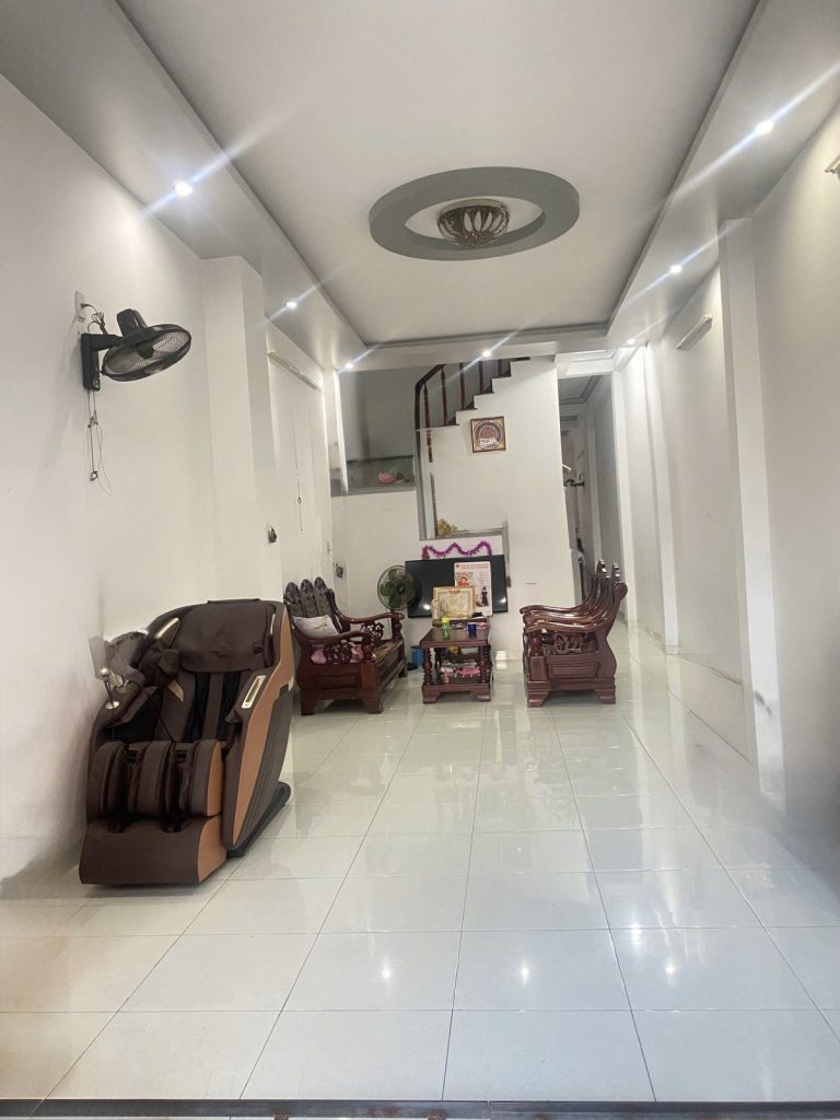Nhà 2,5 tầng đường Dã Tượng, Nha Trang 84,7m², cách biển 20m - ảnh 3