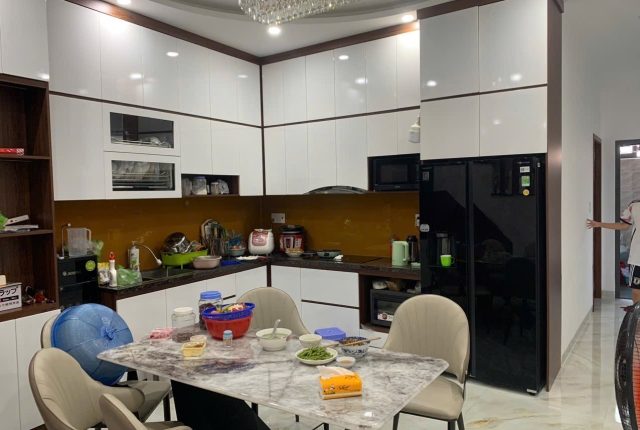 Nhà 2 tầng mặt tiền Dương Văn Nga, Núi Sạn, Bắc Nha Trang 90,5m², kinh doanh được