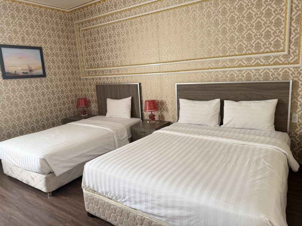 Tổ hợp khách sạn nhà hàng mặt tiền Hoàng Văn Thụ, Nha Trang 834m², 9 tầng 1 hầm - ảnh 2