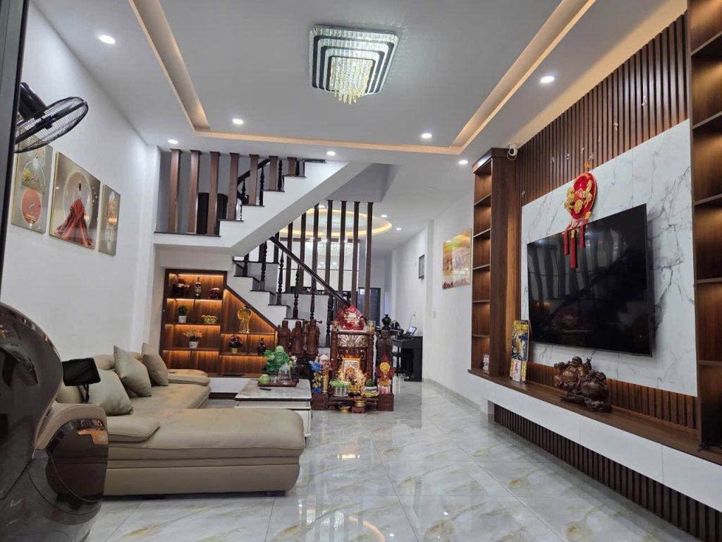 Nhà 2 tầng mặt tiền Dương Văn Nga, Núi Sạn, Bắc Nha Trang 90,5m², kinh doanh được - ảnh 3