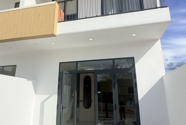 Nhà 2 tầng Đông Dinh, Diên Toàn, Diên Khánh 90,6m² ngang 5,7m, ô tô ngủ trong nhà