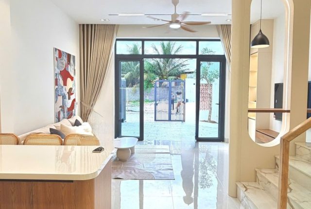 Nhà 2 tầng Đông Dinh, Diên Toàn, Diên Khánh 87,4m² ngang 5,5m, 3 phòng ngủ