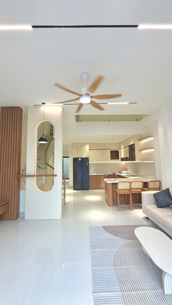 Nhà 2 tầng Đông Dinh, Diên Toàn, Diên Khánh 86,4m² ngang 5,5m, nhà mới - ảnh 1