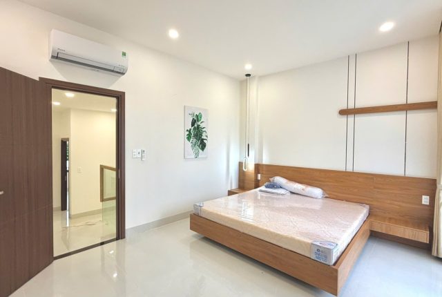 Nhà 2 tầng Đông Dinh, Diên Toàn, Diên Khánh 91m² ngang 6m, ô tô ngủ trong nhà