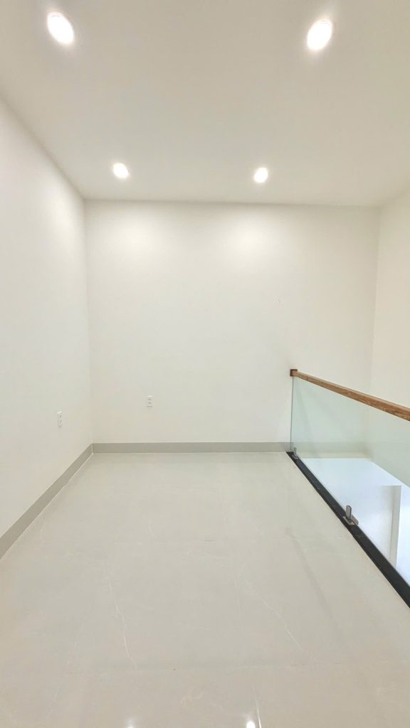 Nhà 2 tầng Đông Dinh, Diên Toàn, Diên Khánh 91m² ngang 6m, ô tô ngủ trong nhà - ảnh 4
