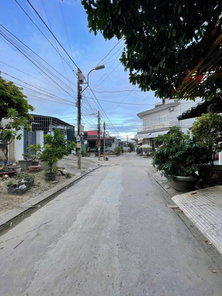 Đất trung tâm thị trấn Diên Khánh 262,4m², có 180m² thổ cư, nở hậu - ảnh 1