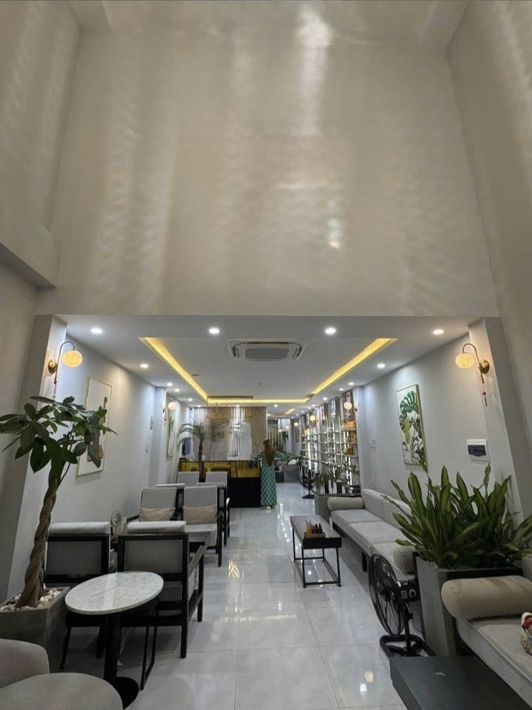 Nhà 3 tầng mặt tiền đường Mê Linh, Tân Lập, Nha Trang 123,3m², có thang máy - ảnh 2