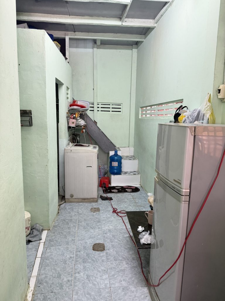 Nhà 2 tầng đường Tân Trang, Nha Trang 16m², gần sông gần biển, đang cho thuê - ảnh 4
