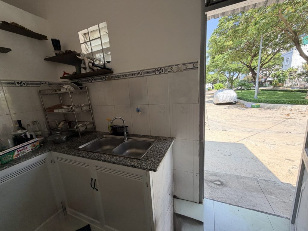 Nhà cấp 4 Hòn Rớ II, Phước Đồng, Nha Trang 75m², 2 mặt tiền, sau nhà là công viên - ảnh 2