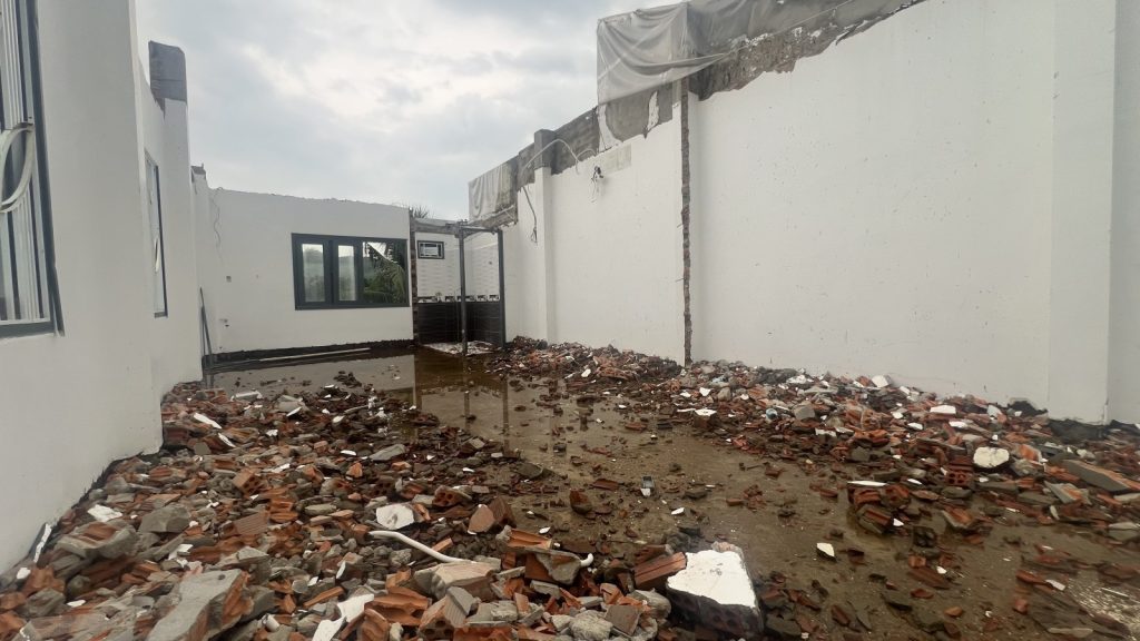 Đất full thổ cư tổ 30 Bình Tân, Nam Nha Trang 120m² ngang 6,8m, có nhà cấp 4 - ảnh 2