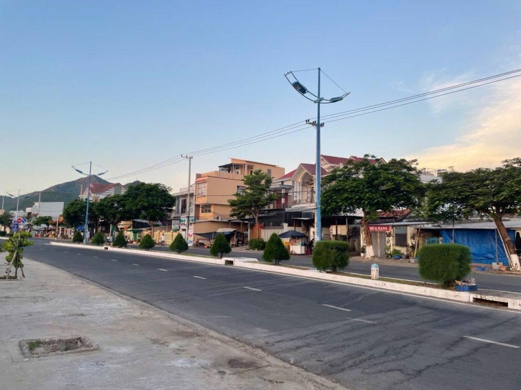 Đất mặt đường Phạm Văn Đồng, Vĩnh Lương, Nha Trang 77,7m², có sẵn nhà cấp 4 - ảnh 4