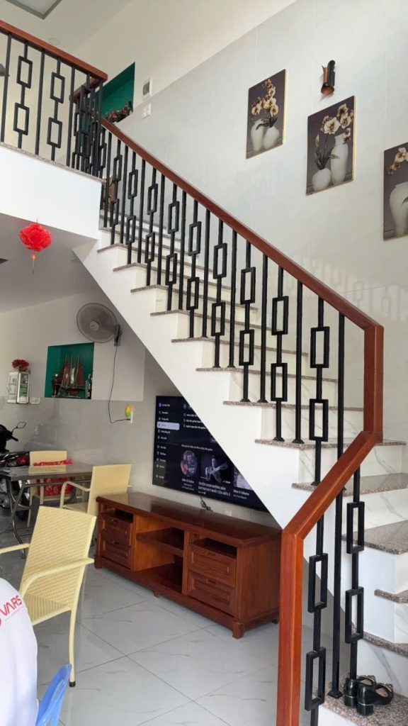 Nhà gác lửng thôn 2 Diên Phú, Diên Khánh 90m² ngang 5m, có sân để ô tô - ảnh 3