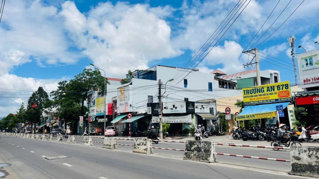Nhà cấp 4 căn góc 869 Lê Hồng Phong, Nam Nha Trang 88,1m², có mặt bằng kinh doanh - ảnh 2