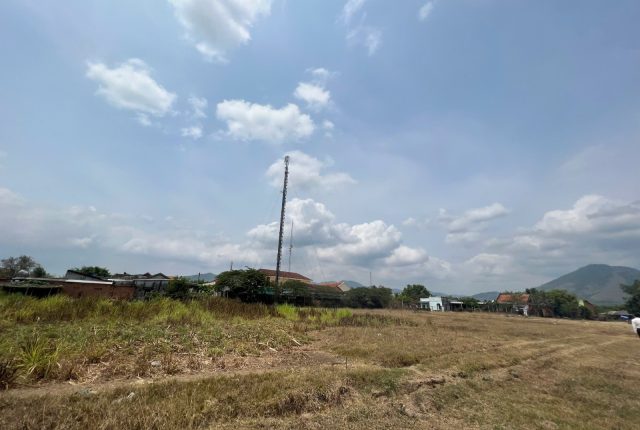 Đất Xóm Mới, Ninh Hòa 14.000m² ngang 300m, 4 mặt tiền, cạnh trụ sở Ủy ban