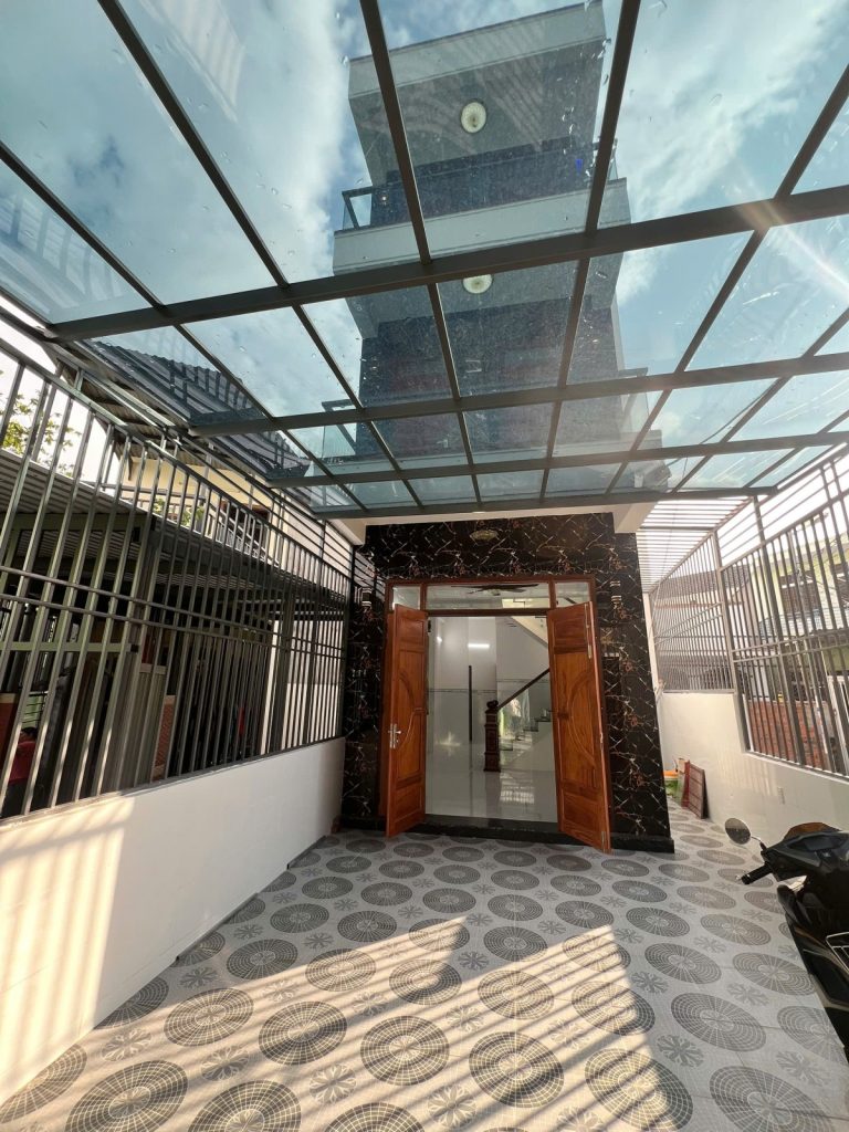 Nhà 3 tầng tổ 12 Lư Cấm, Ngọc Hiệp, Nha Trang 94m², 4 phòng ngủ, sân đậu ô tô - ảnh 4