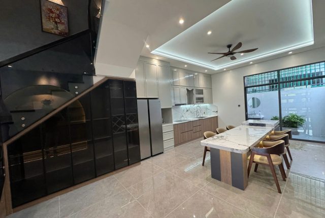 Nhà 3 tầng gói 4 Mỹ Gia, Nam Nha Trang 100m², full nội thất, đang cho thuê